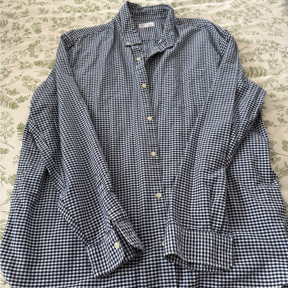 GAP Men's Navy and White Gingham Shirt